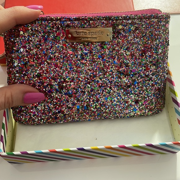 Brand new Kate spade sparkly coin purse- never used - Picture 2 of 3